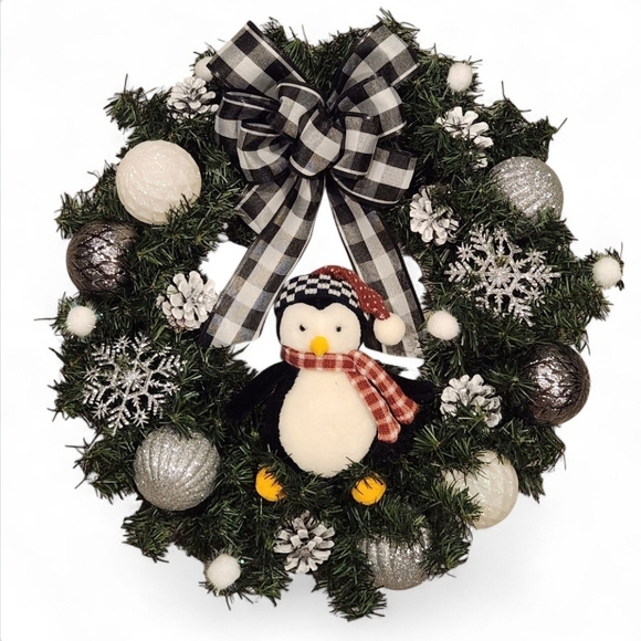 Buffalo Plaid Penguin Christmas Wreath - Picture 9 of 9